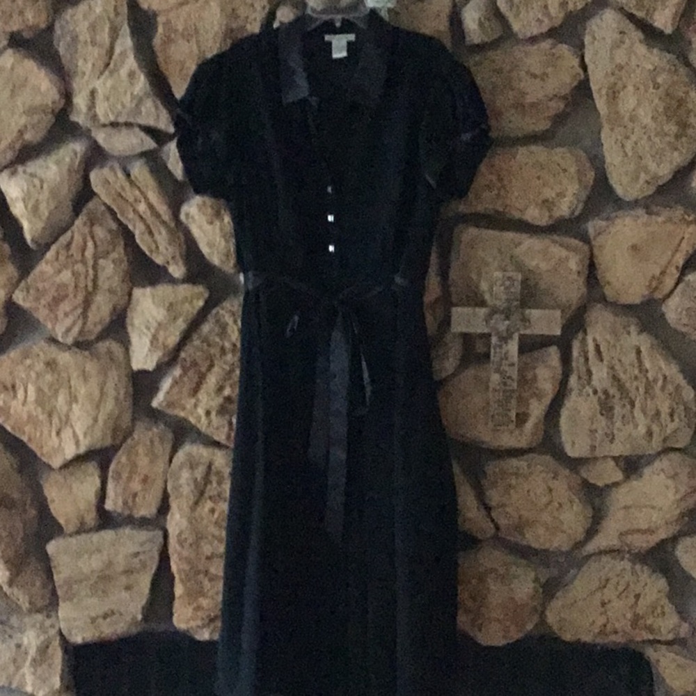 Black dress with size zipper